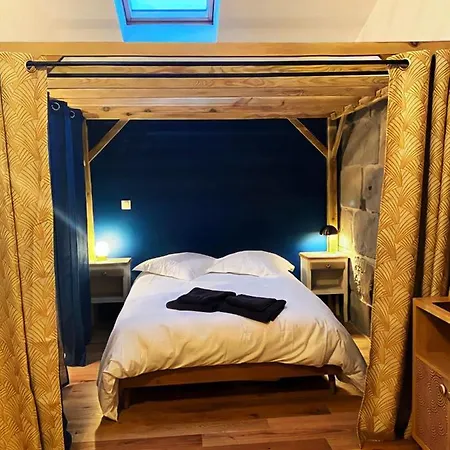 Grand Loft De Charme Climatise Au Coeur Du Vieux Sete, A 20 Pas Du Canal