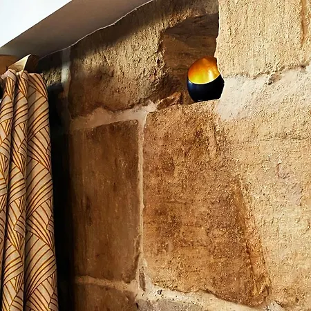 Grand Loft De Charme Climatise Au Coeur Du Vieux Sete, A 20 Pas Du Canal Sète