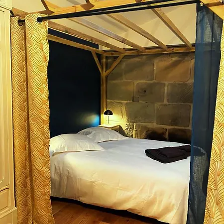 Grand Loft De Charme Climatise Au Coeur Du Vieux Sete, A 20 Pas Du Canal